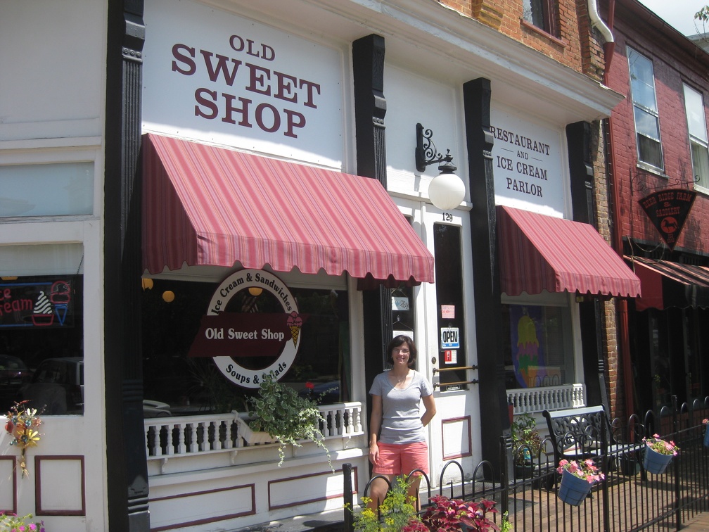 Jonesborough Old Sweet Shop